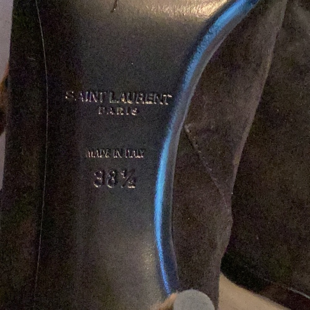 Never worn Saint Laurent suede booties - Picture 4 of 9
